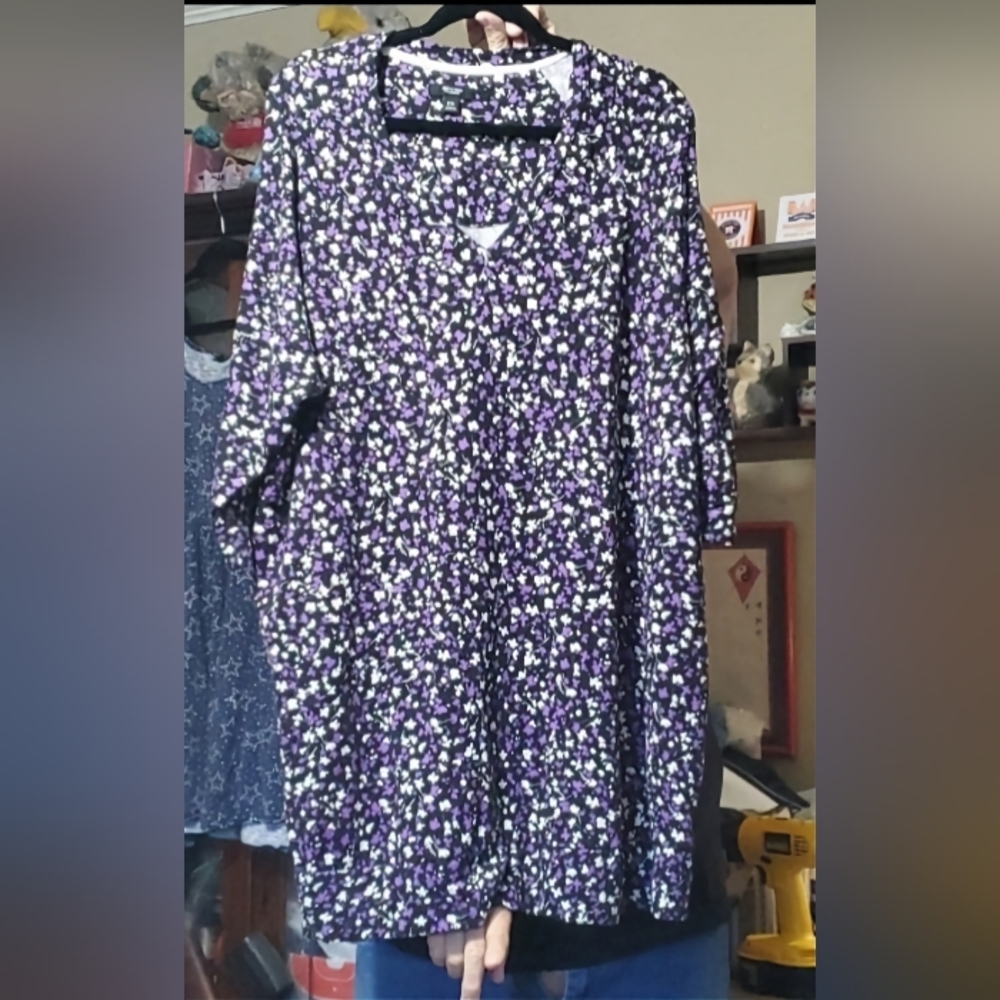 Simply Vera Vera Wang Soft Purple Floral Print V-neck Lounger/ Nightgown XXL EUC